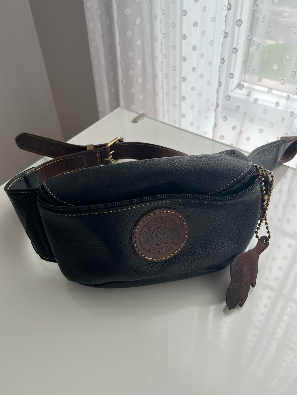 Roots Vintage Black Genuine Leather Waist Pouch with Brown Patch